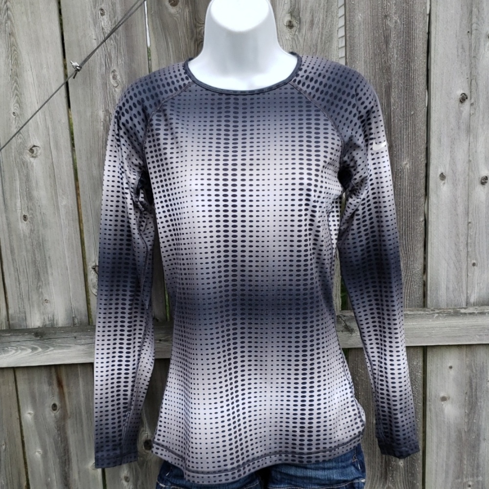 Nike Pro Top in Black, Gray and White